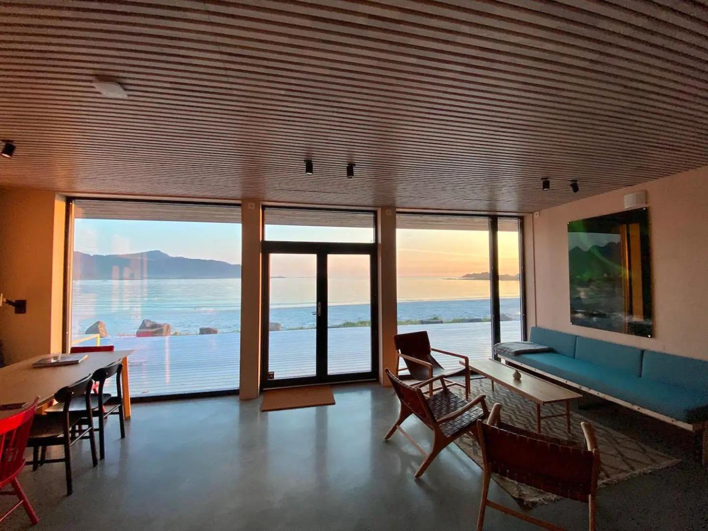 Exclusive Beach House Ramberg - Your Private Oasis 외부 사진