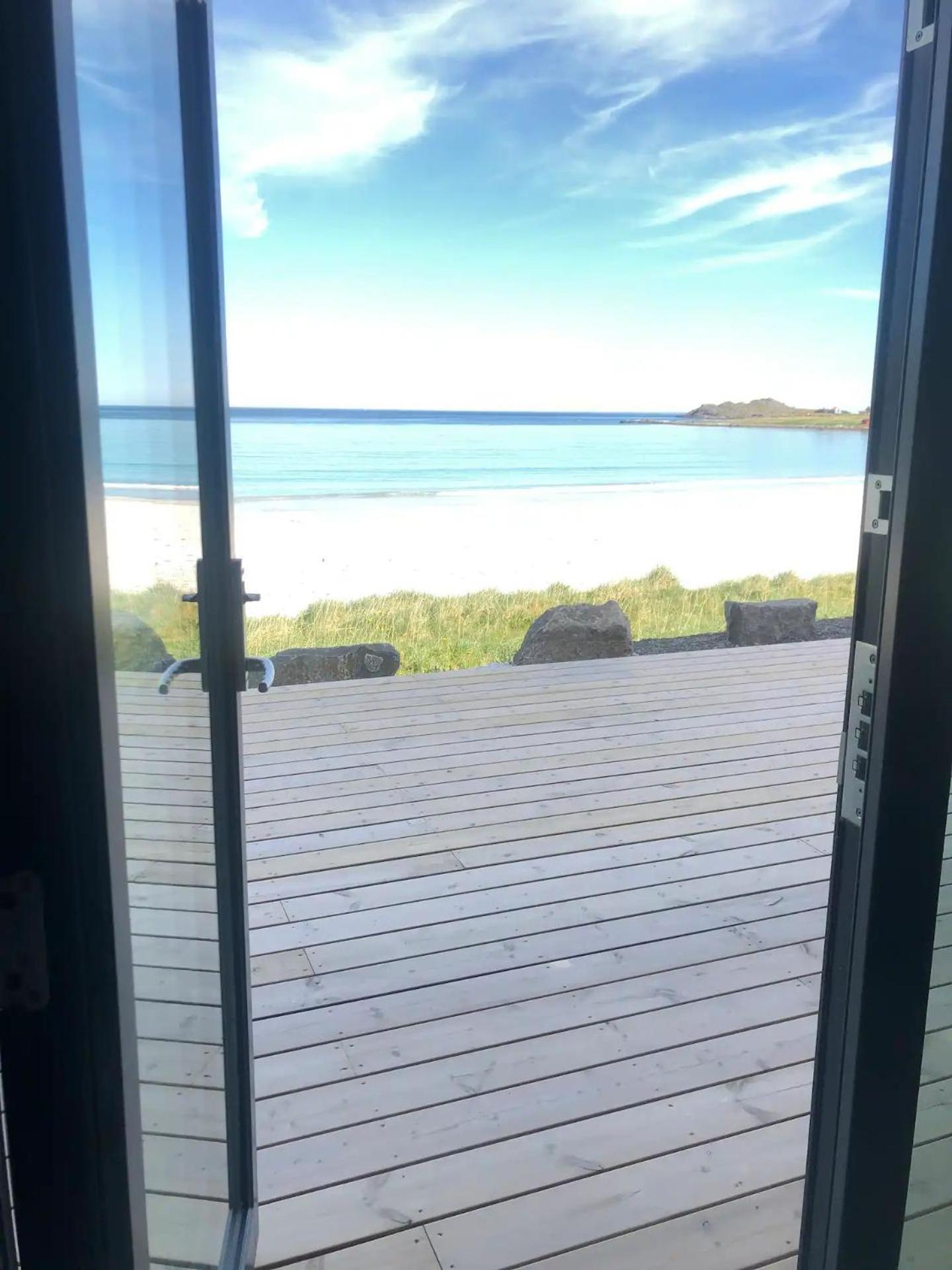 Exclusive Beach House Ramberg - Your Private Oasis 외부 사진