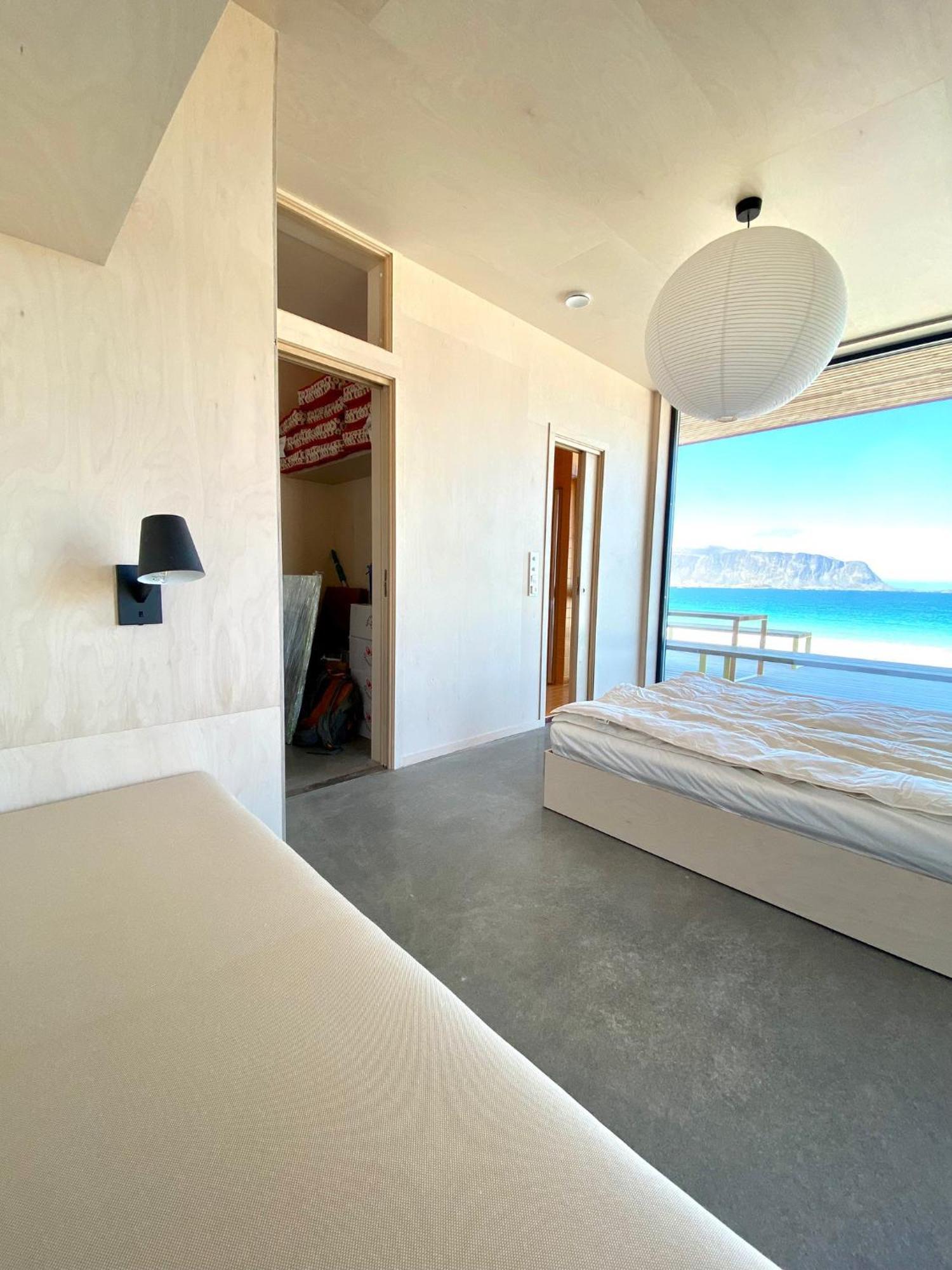 Exclusive Beach House Ramberg - Your Private Oasis 외부 사진