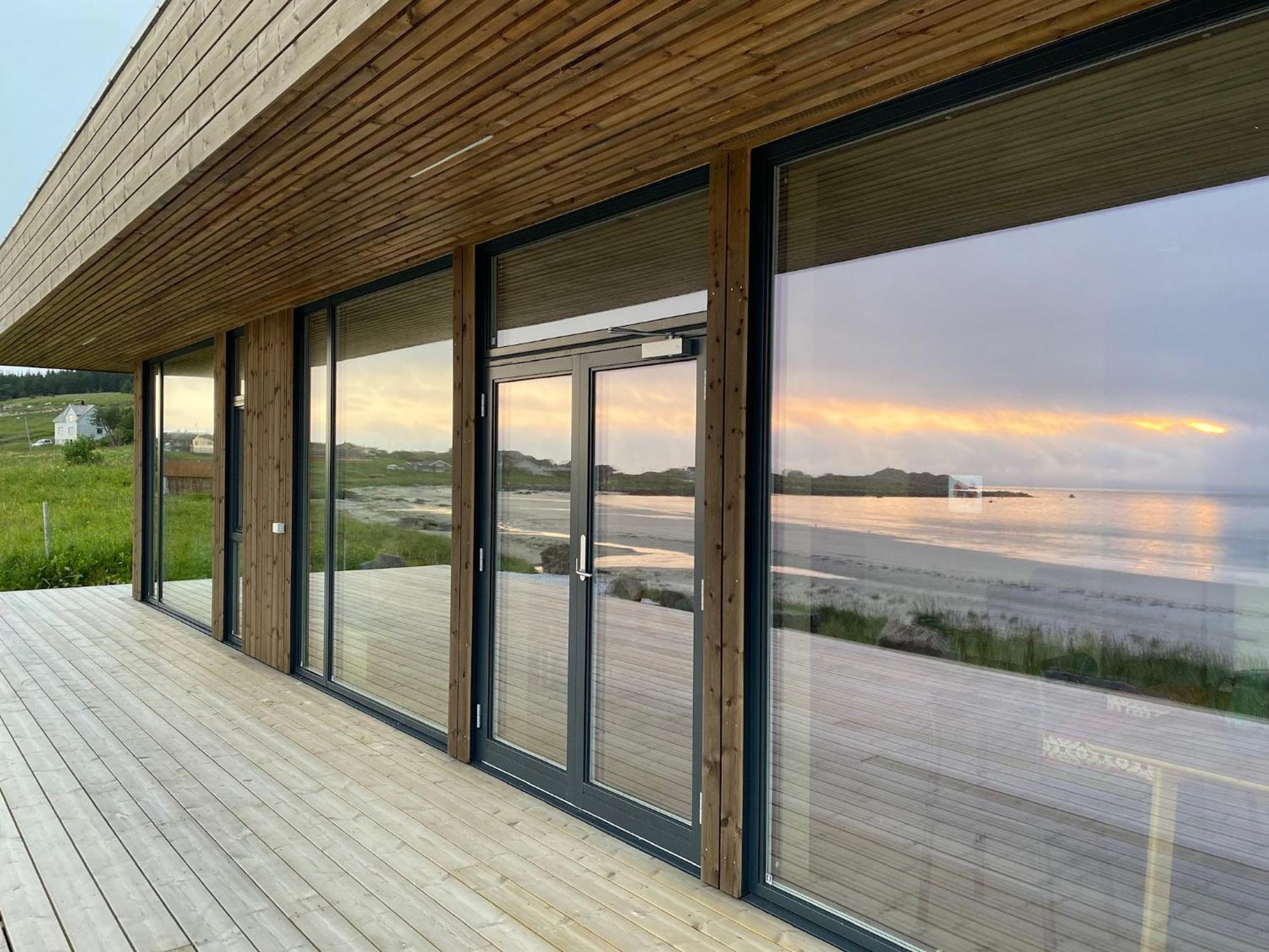 Exclusive Beach House Ramberg - Your Private Oasis 외부 사진