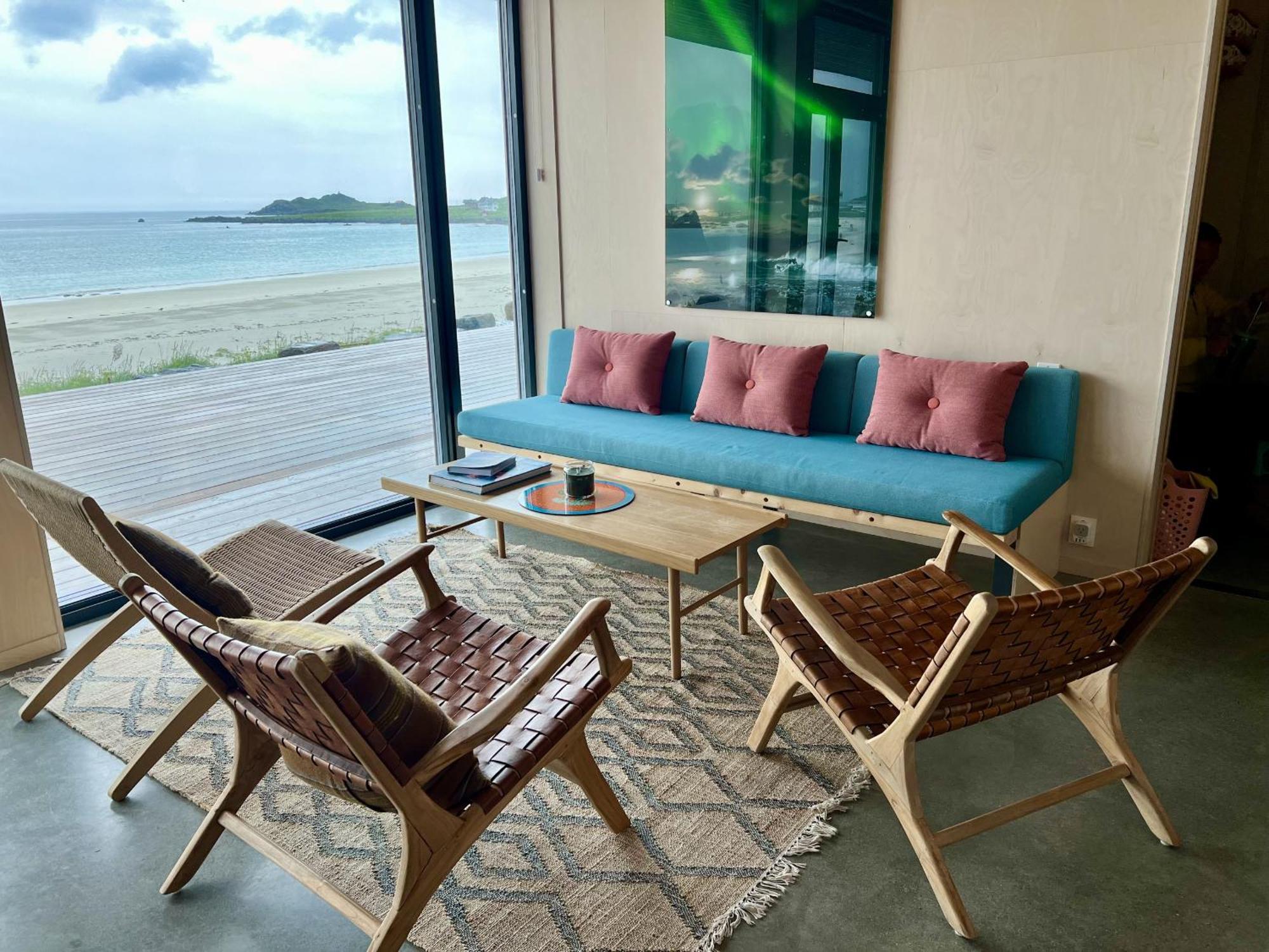 Exclusive Beach House Ramberg - Your Private Oasis 외부 사진